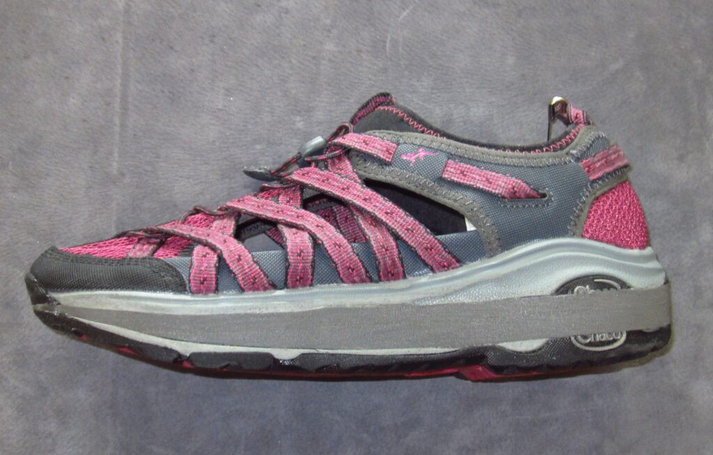 Orthopedic shoelift installed to relieve back and knee pain.