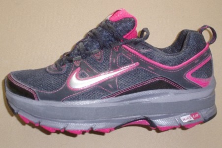 Custom shoe lift added to correct leg length discrepancy